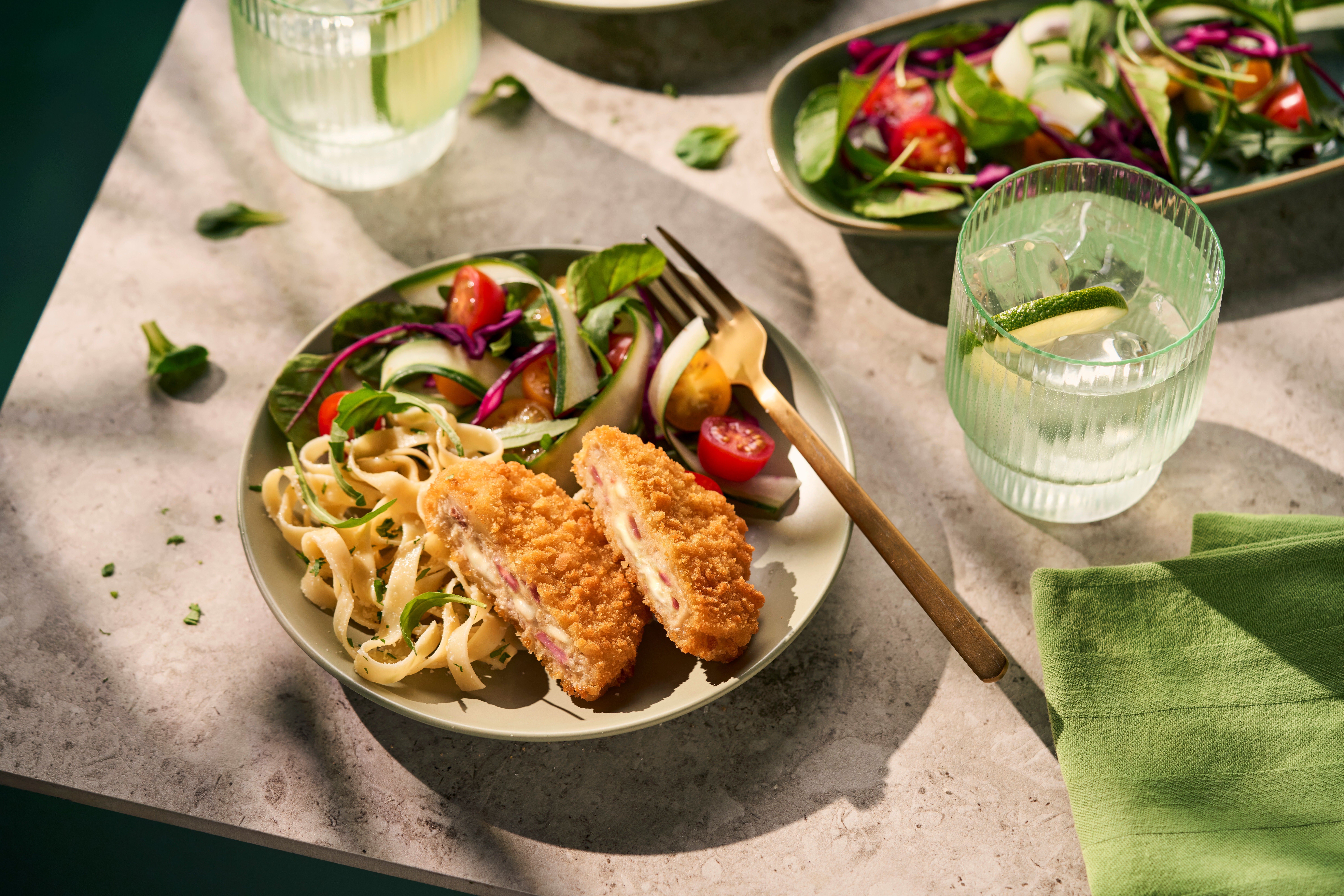 Cordon Bleu with Tagliatelle & Fresh Spring Salad Cordon Bleu with Tagliatelle & Fresh Spring Salad