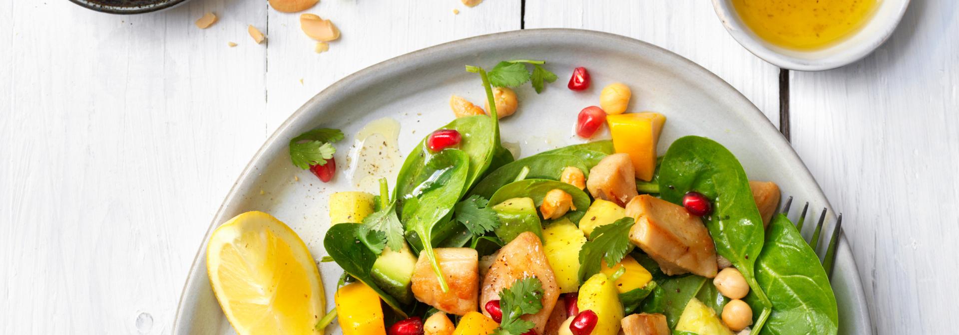 Filet Pieces Salad with Fruit and Chickpeas