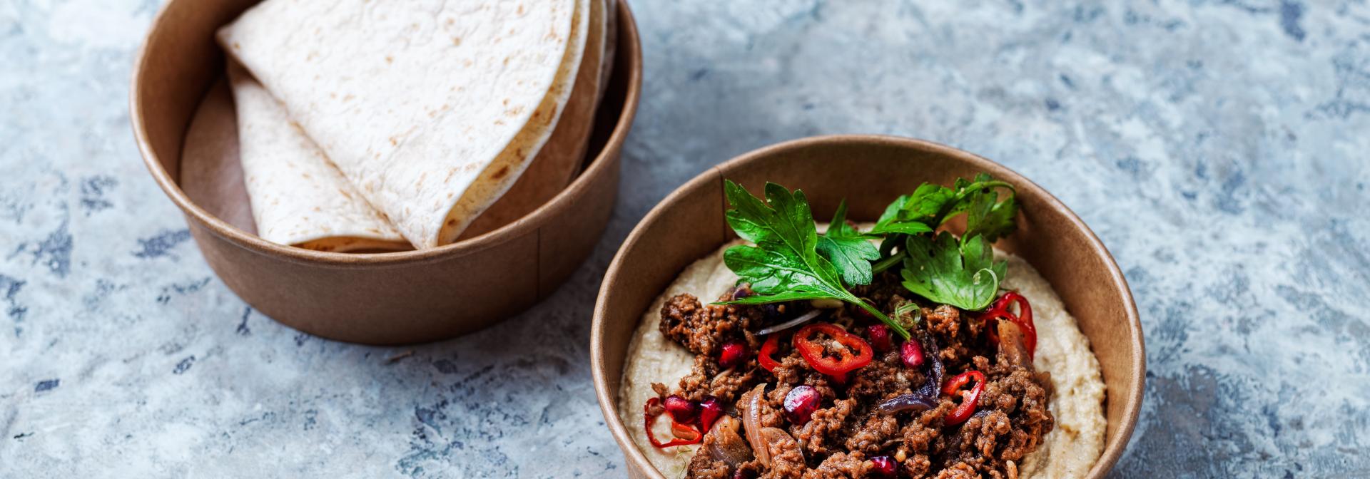 Vegan Mince Harissa with Hummus and Flatbread