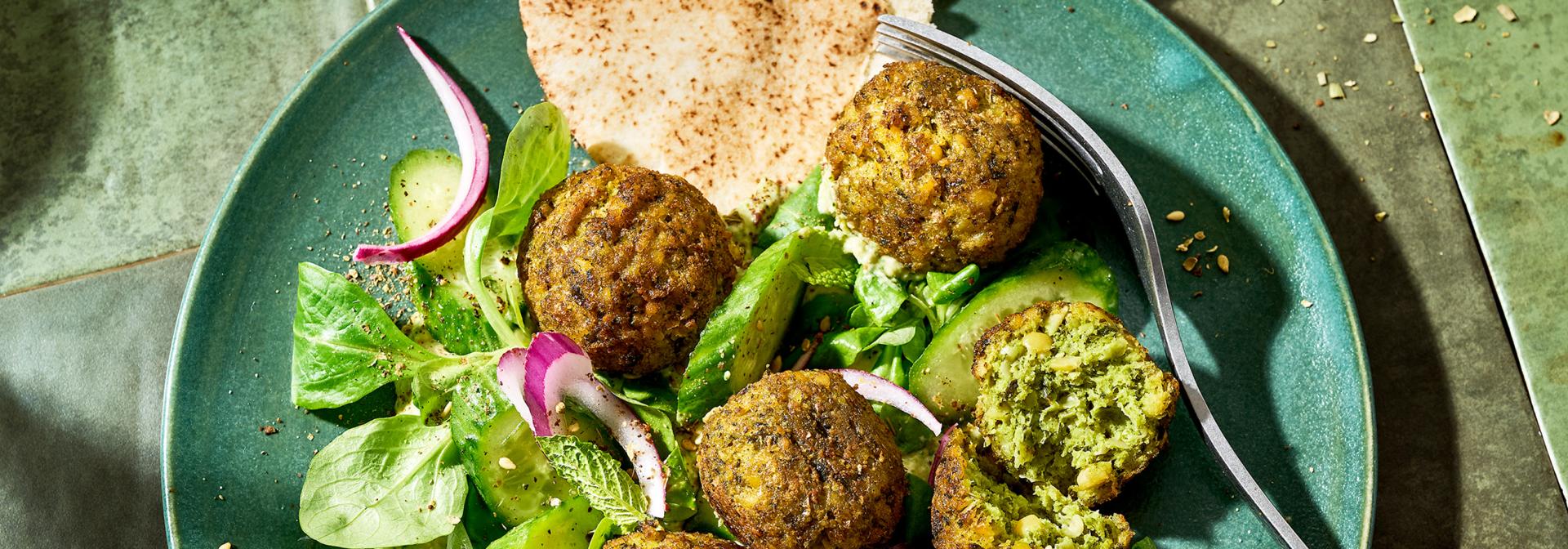 Hummus with Spinach Falafel