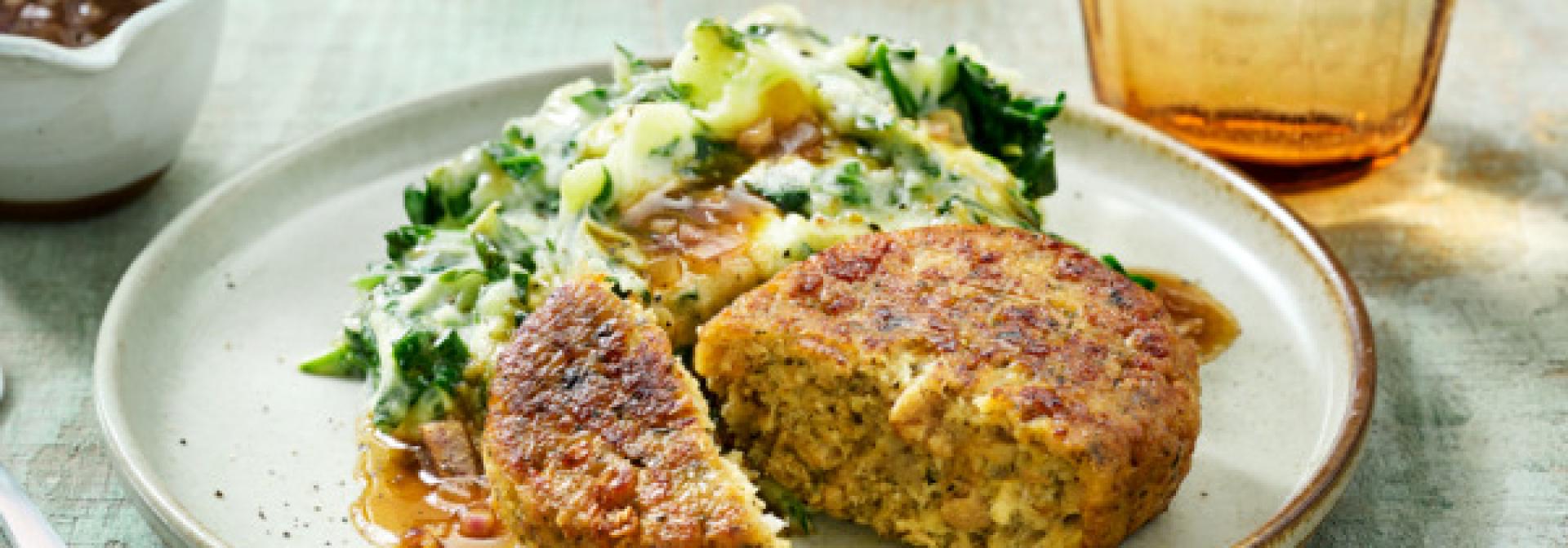 Spinach Stamppot with Vegan Frikadelle