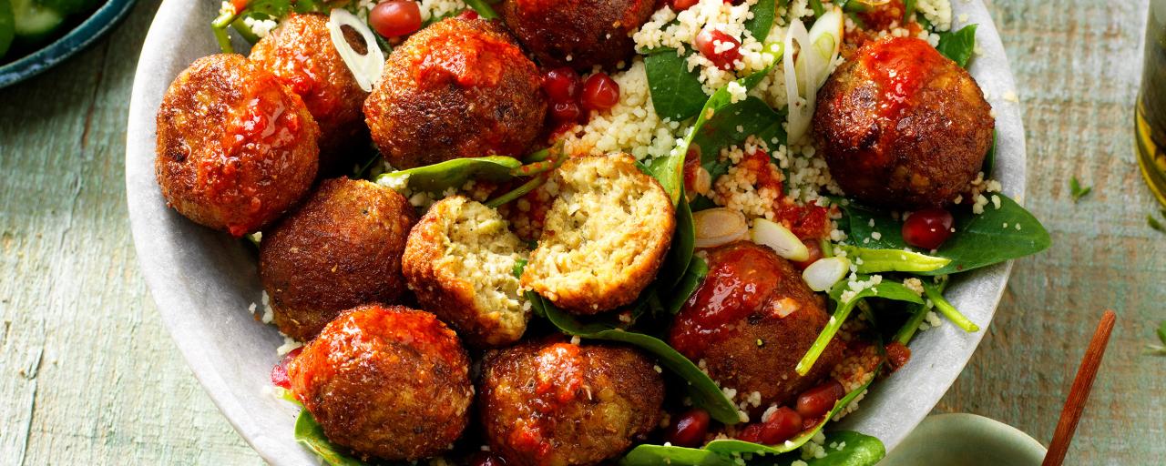 Quinoa salad with falafel x2