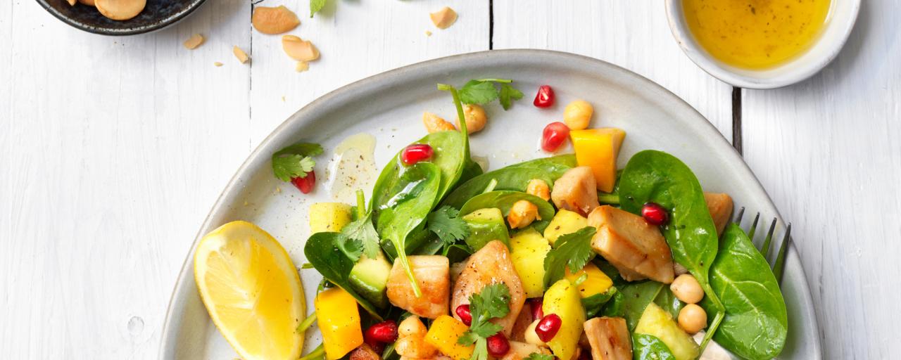 Filet Pieces Salad with Fruit and Chickpeas