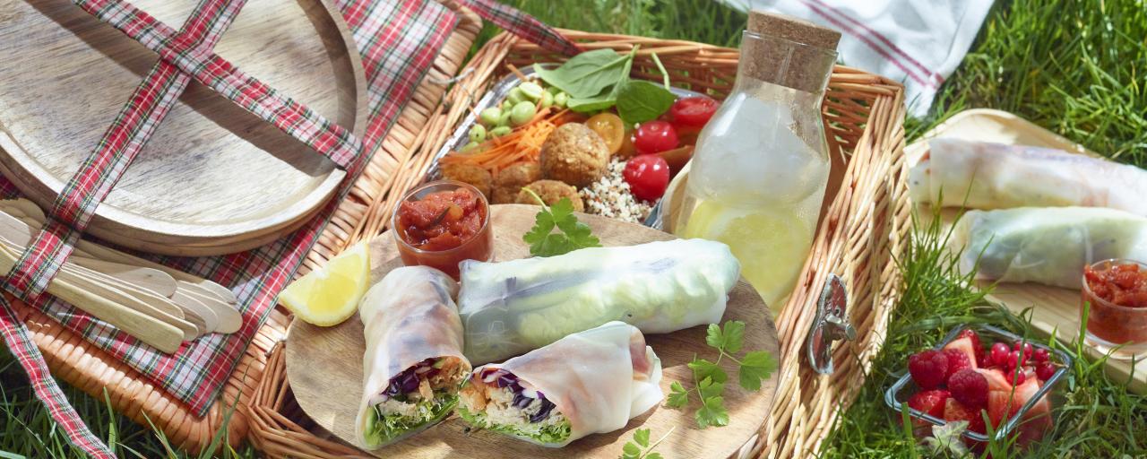 Picnic vuna spring rolls
