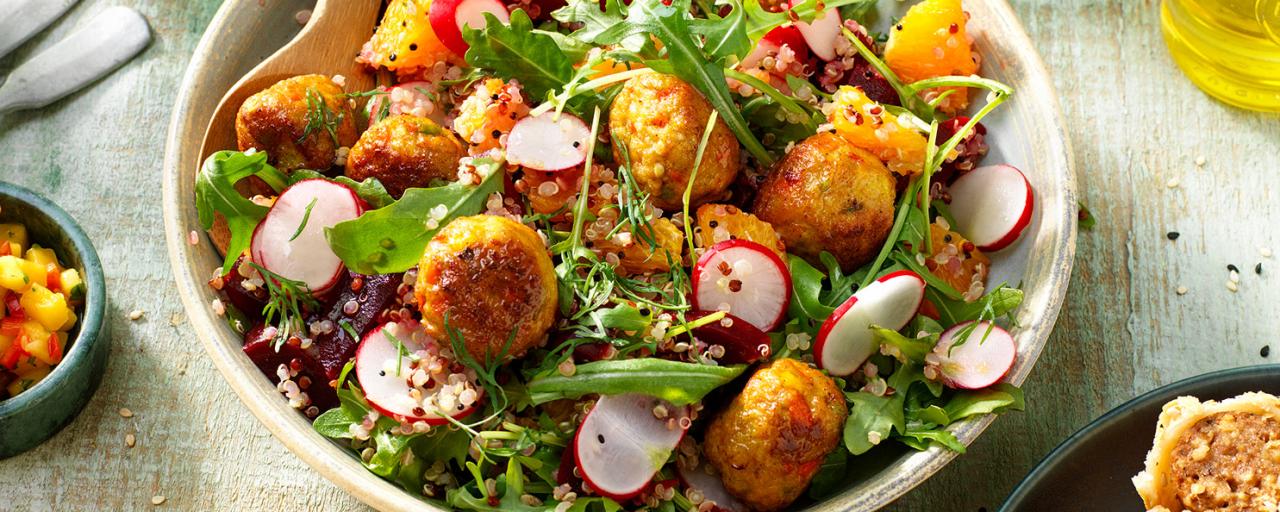 Spring salad with vegetable balls