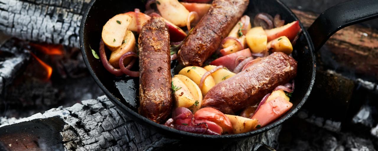 Fried Sensational Sausage with Apple and Onions 7a7fdc4b7adc669491b2a2662c34cef2_GG323601-1.jpg