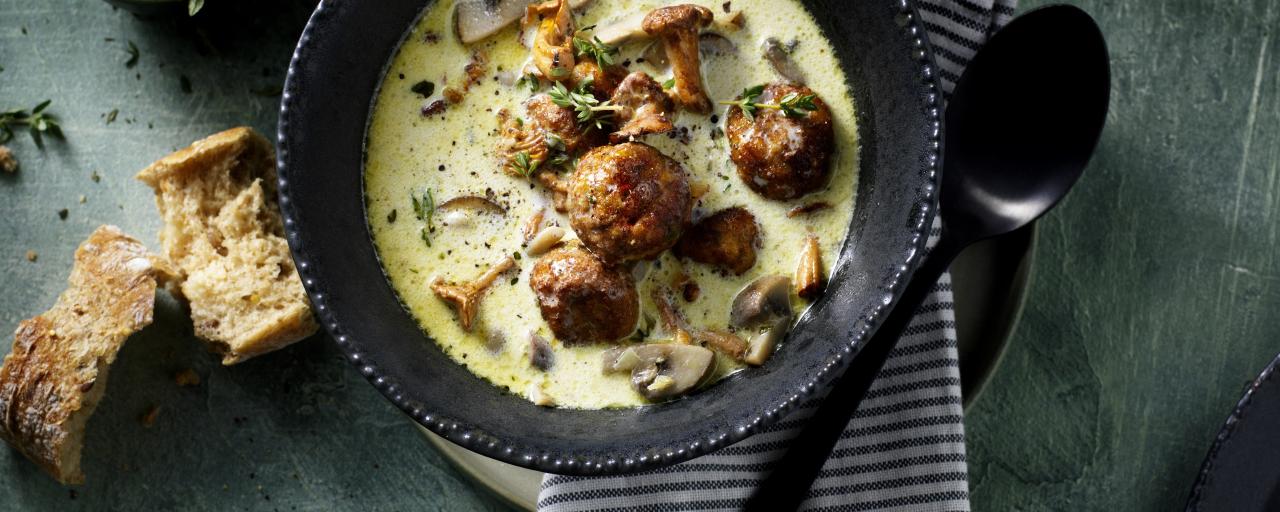 Creamy Mushroom Soup with Vegetarian Balls