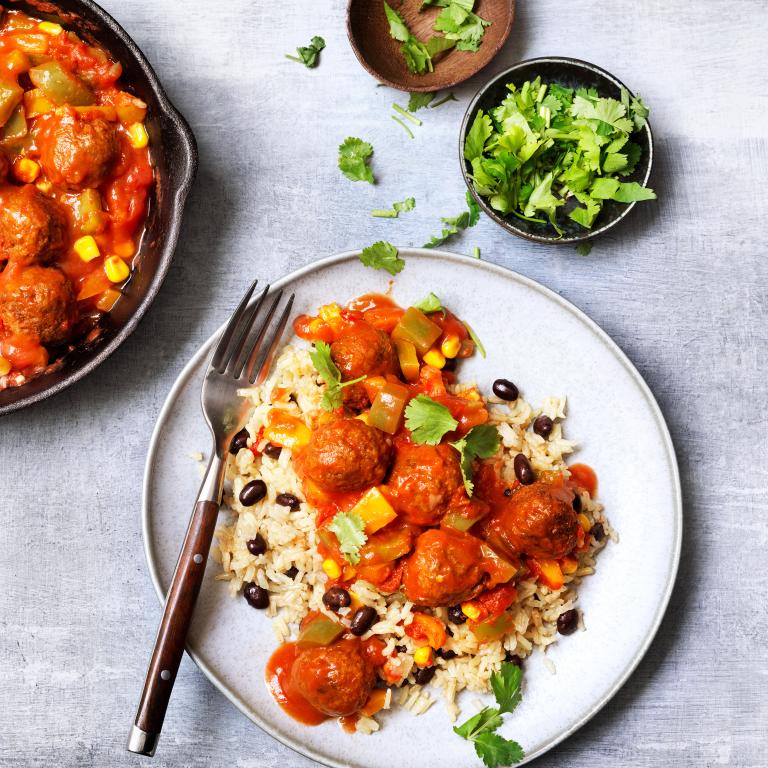 Vegetarian balls, pepper and corn