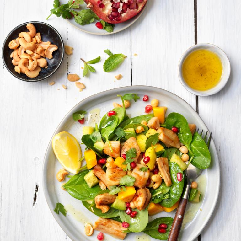 Filet Pieces Salad with Fruit and Chickpeas