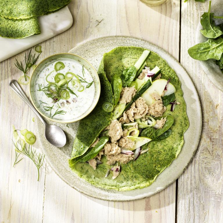 Green Vuna Wrap with Yogurt Dill Dip