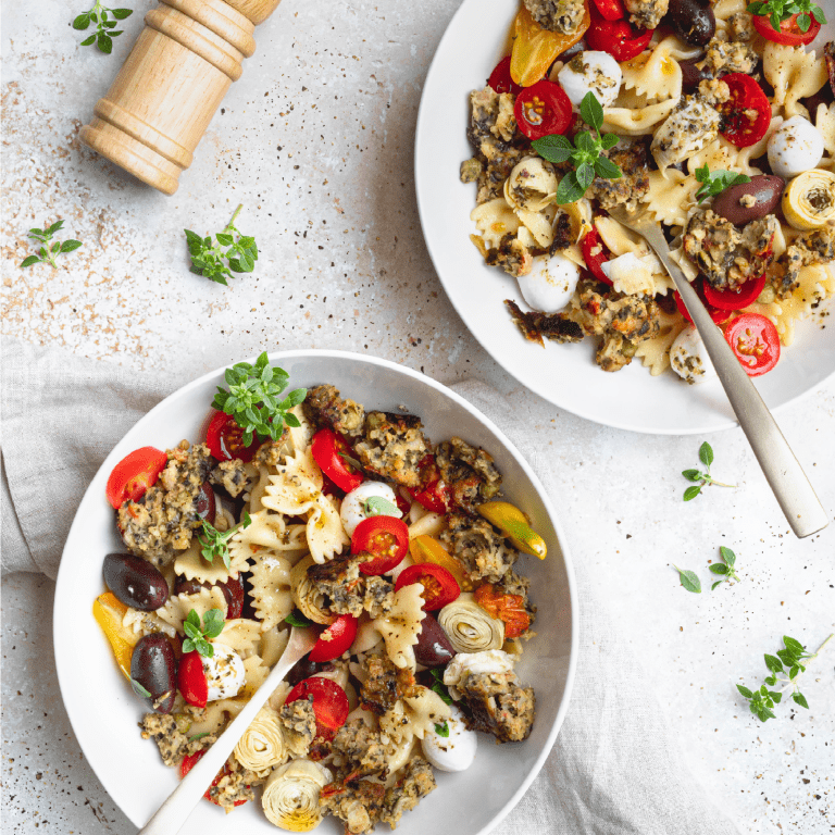 Pasta Salad with Cherry Tomatoes, Veggie Bakes and Mozzarella