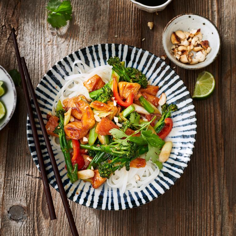 Simple and Fast Sweet Chili Asian Pieces Stirfry Garden Gourmet Sensational Marinated Pieces Asian Style