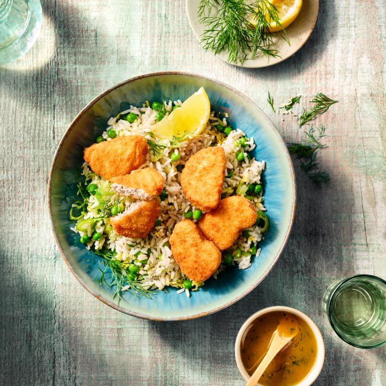 Lemon rice with nuggets